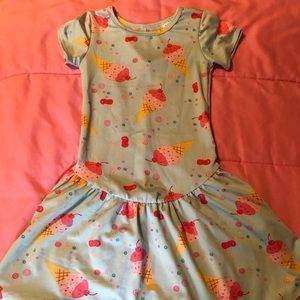 DotDotSmile flapper dress. Size 3/4